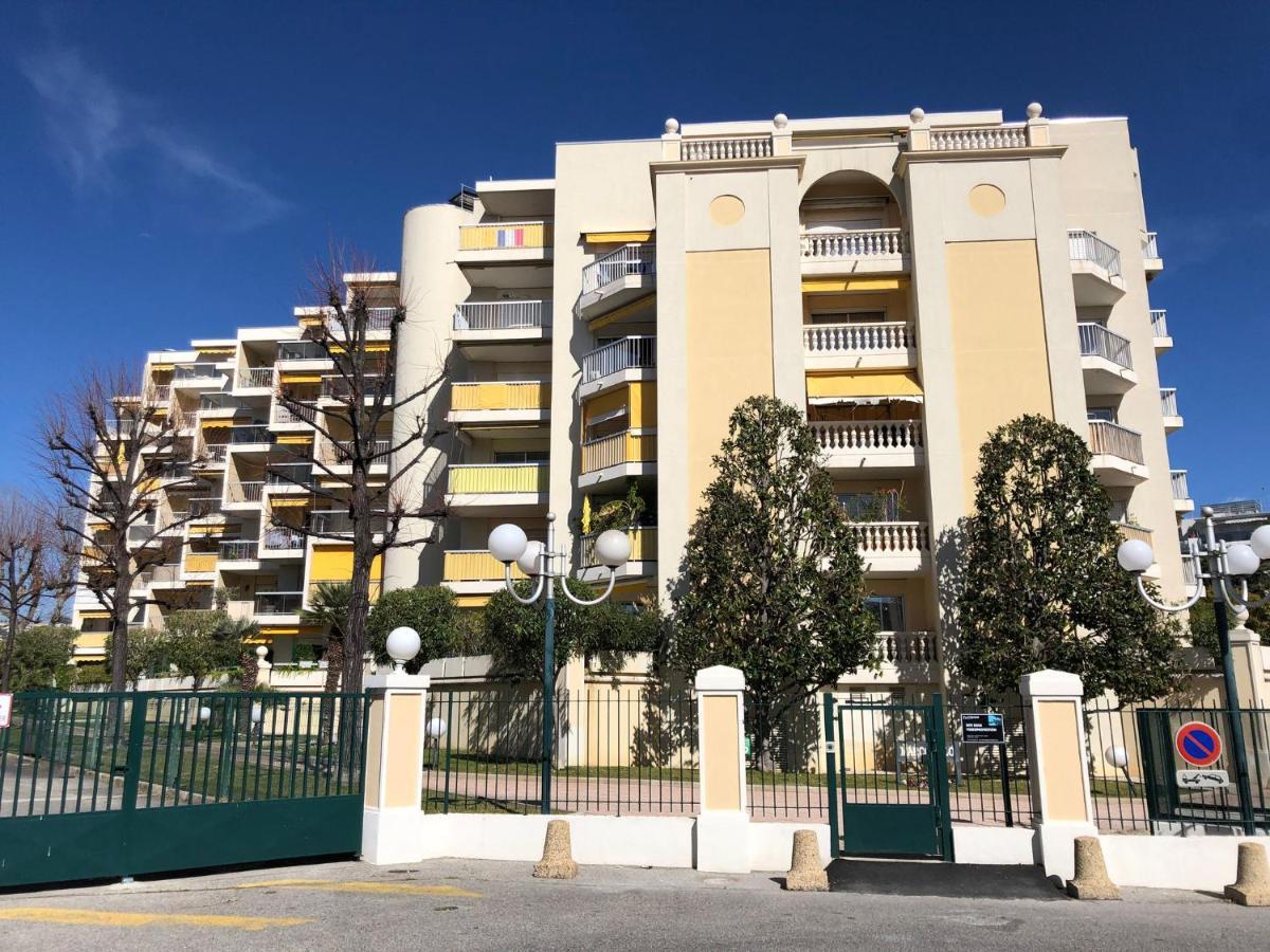 Charmant Studio A Cros De Cagnes المظهر الخارجي الصورة